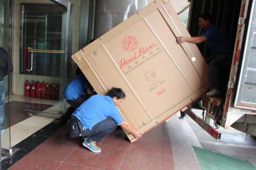 龙河镇钢琴贵重工艺品无忧运